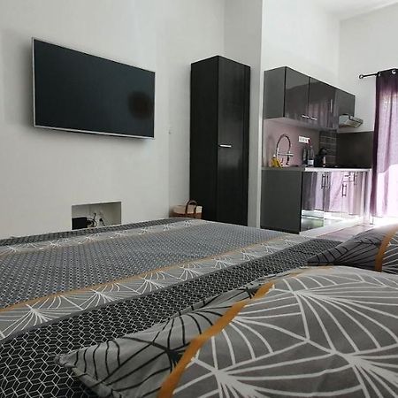 Crea Run Apartment Сен-Пиер Екстериор снимка